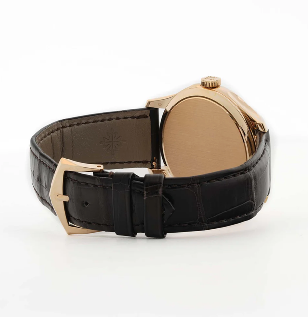 Patek Philippe Calatrava 5227R-001 Image 4